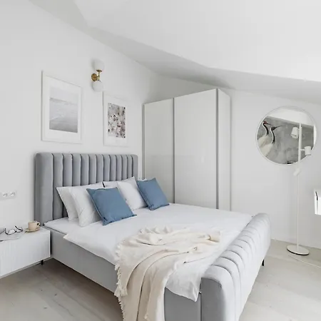 In Slatine With Terrace Apartman Trogir