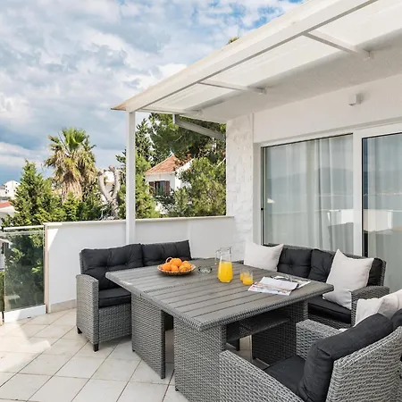 In Slatine With Terrace