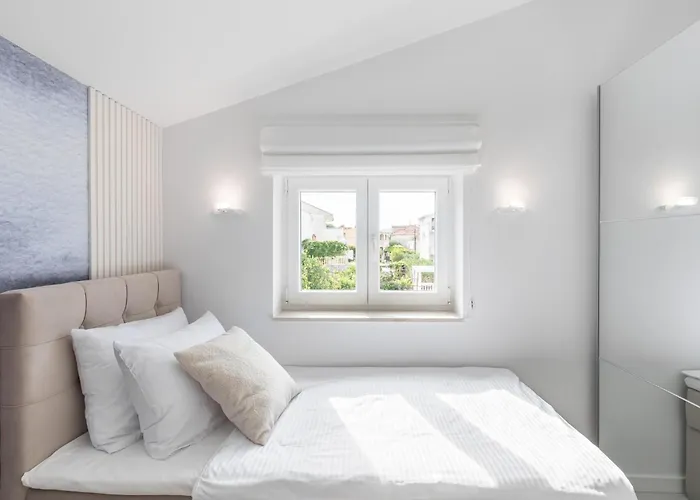 In Slatine With Terrace Apartamento