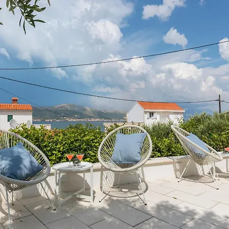 Sea View In Slatine With Terrace Apartment