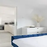 Apartment In Slatine With Terrace *