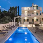 Apartment In Slatine With Terrace Trogir